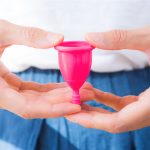 une coupe menstruelle en pharmacie